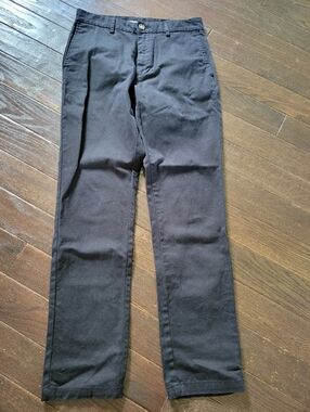 Old Navy 30x32 black chinos/"khakis", like new, straight slim leg
